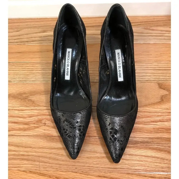 Manolo Blahnik BB Pump Black Laser Cut Leather w/ Glitter Accents. Size 7.5 - Picture 2 of 9